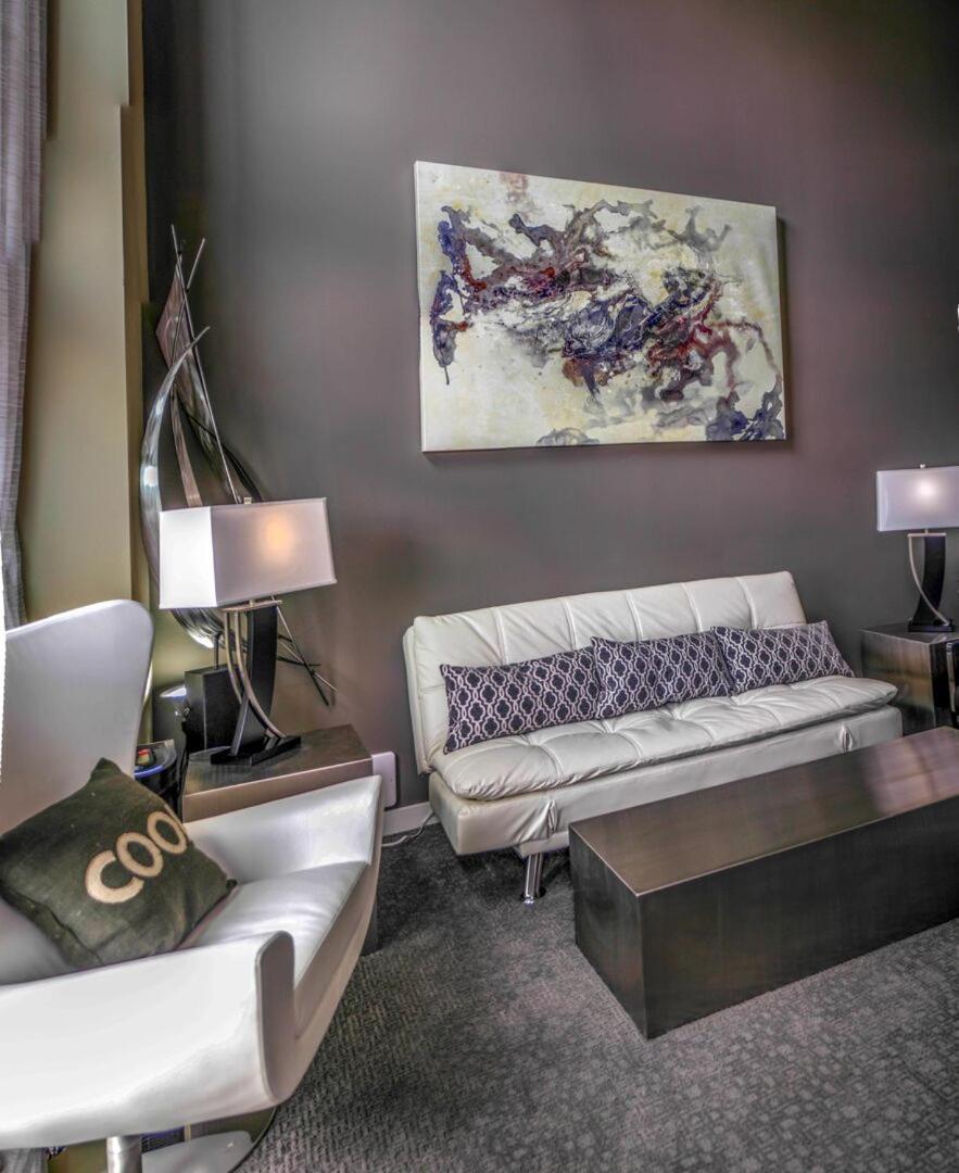 Penthouse Suite Downtown, Top Floor 4 Beds, 2Baths シアトル エクステリア 写真